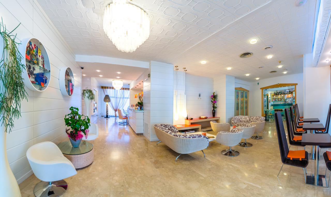 Hotel Las Vegas Bibione Exterior photo
